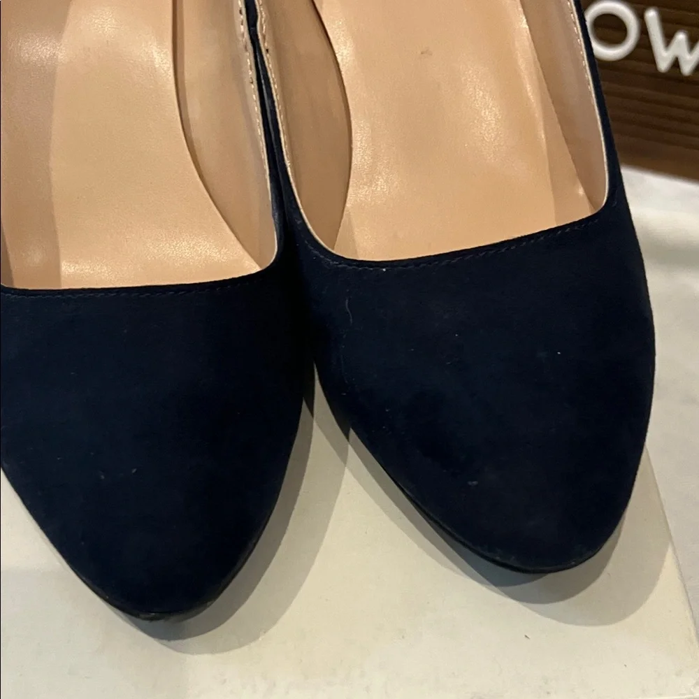 Bandolino Dark Blue Suede Wedge Pumps